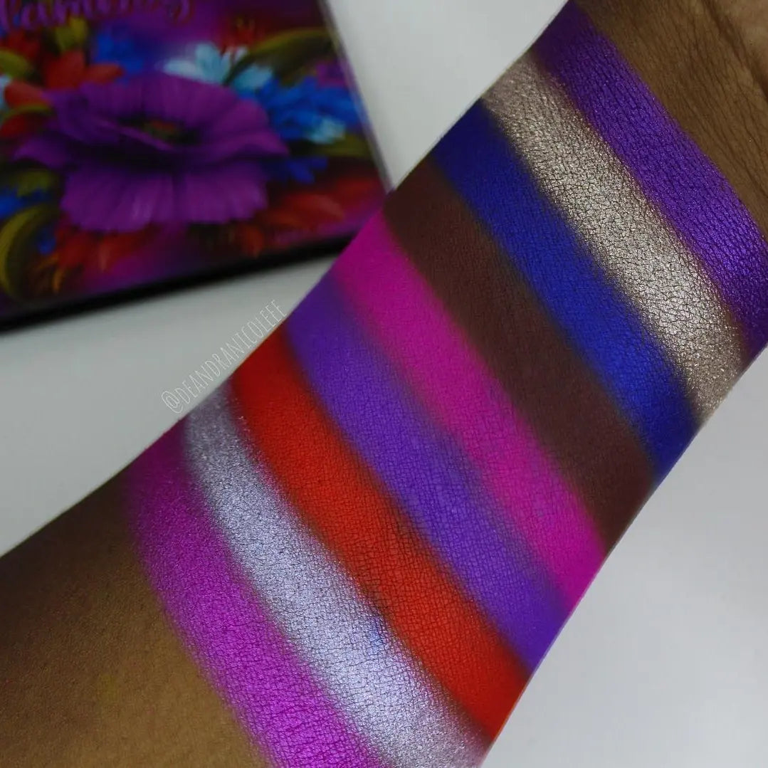 Flamboyant Eyeshadow Palette