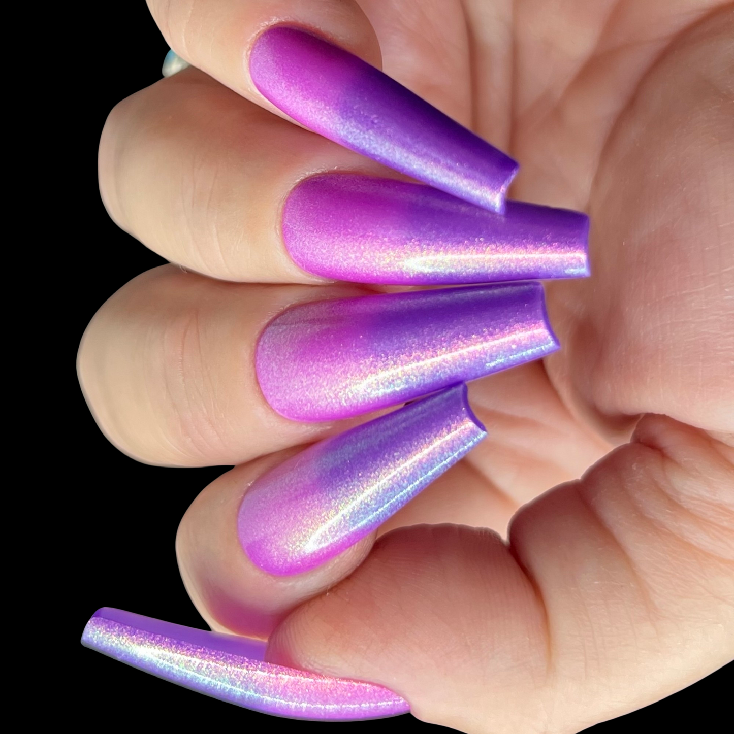 Resting Beach Face-Thermal Multichrome Shimmer-Nail Polish