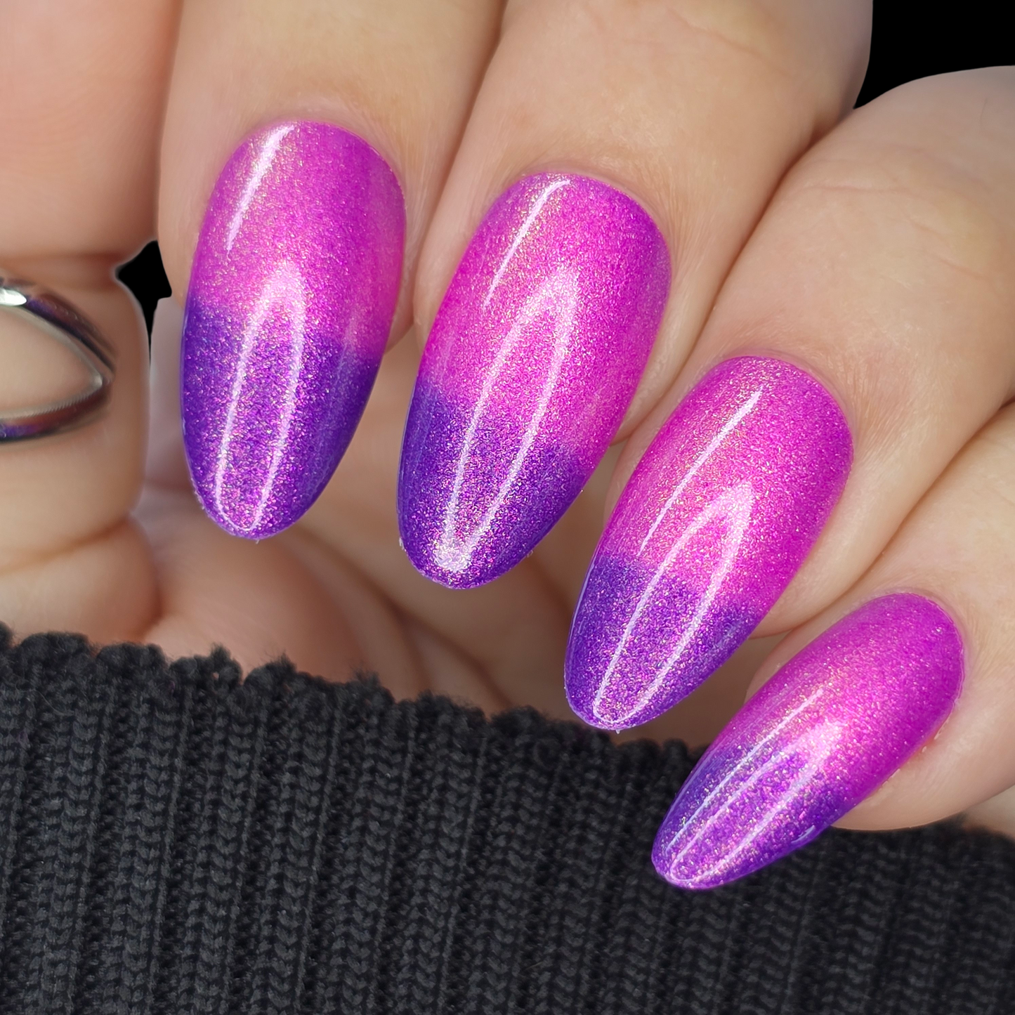 Resting Beach Face-Thermal Multichrome Shimmer-Nail Polish