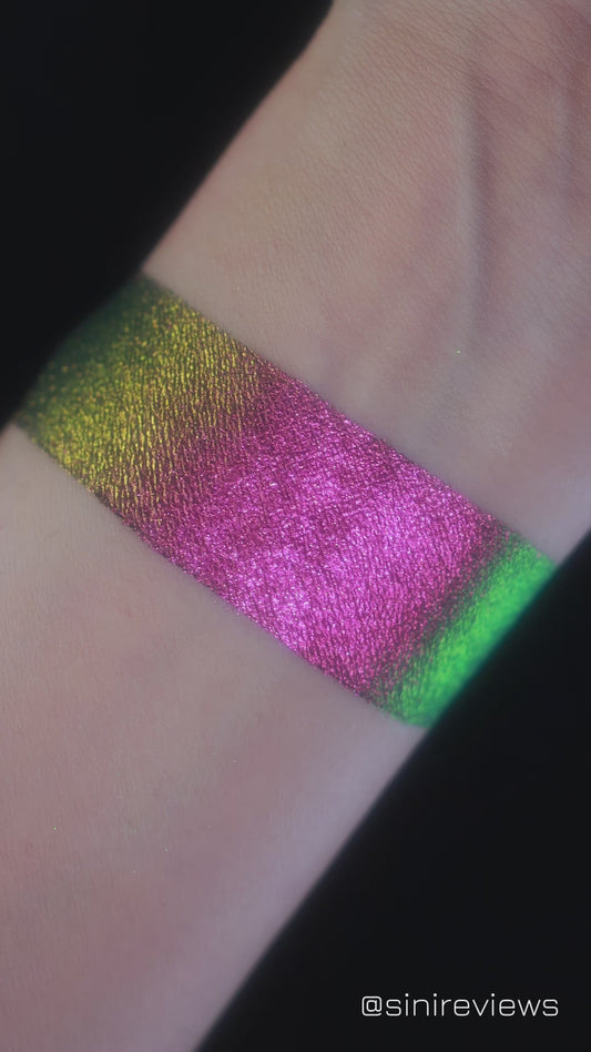 Fireworks Galaxy-Multichrome Eyeshadow