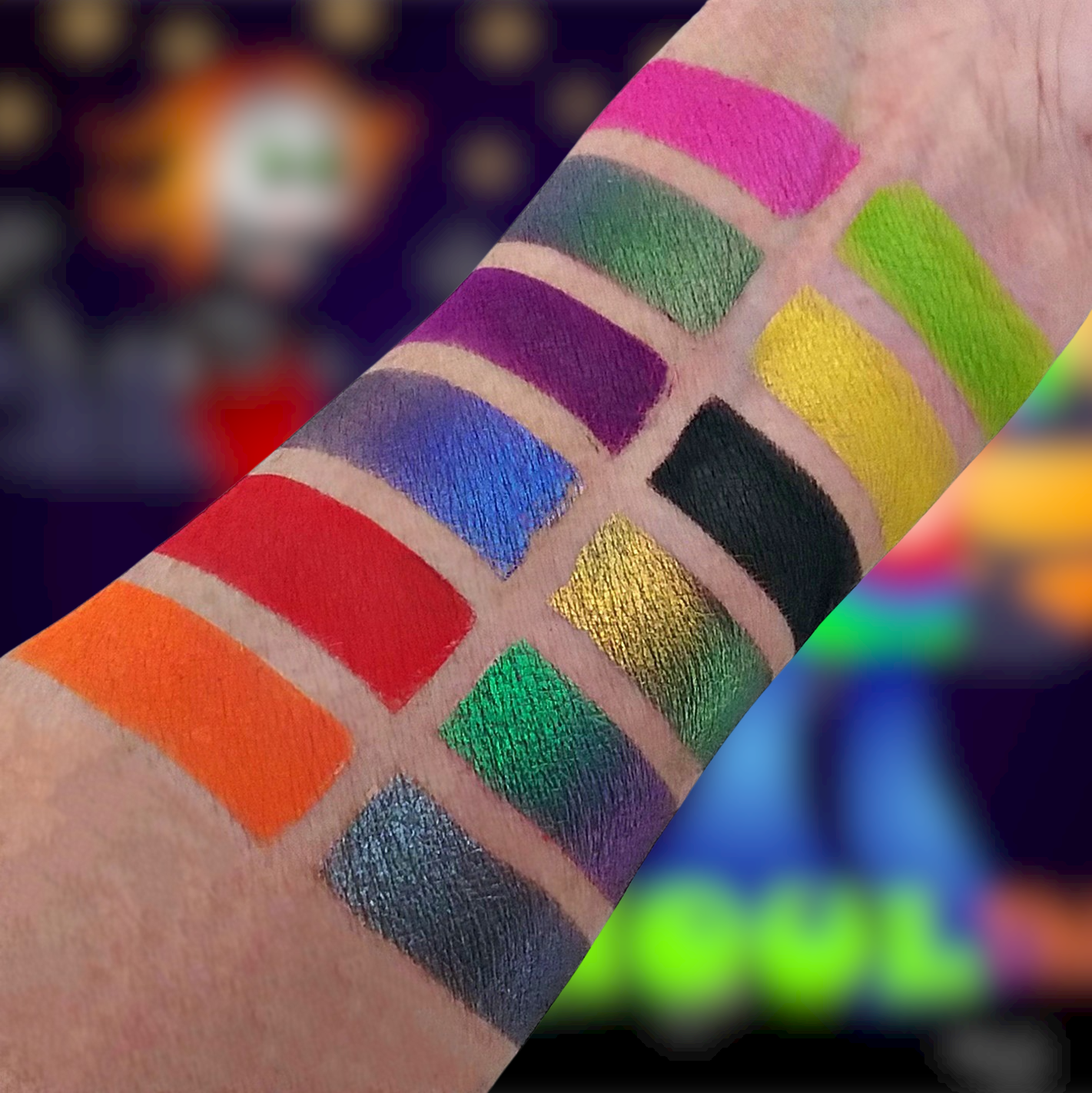 Shake Your Ghoul Thing- Eyeshadow Palette