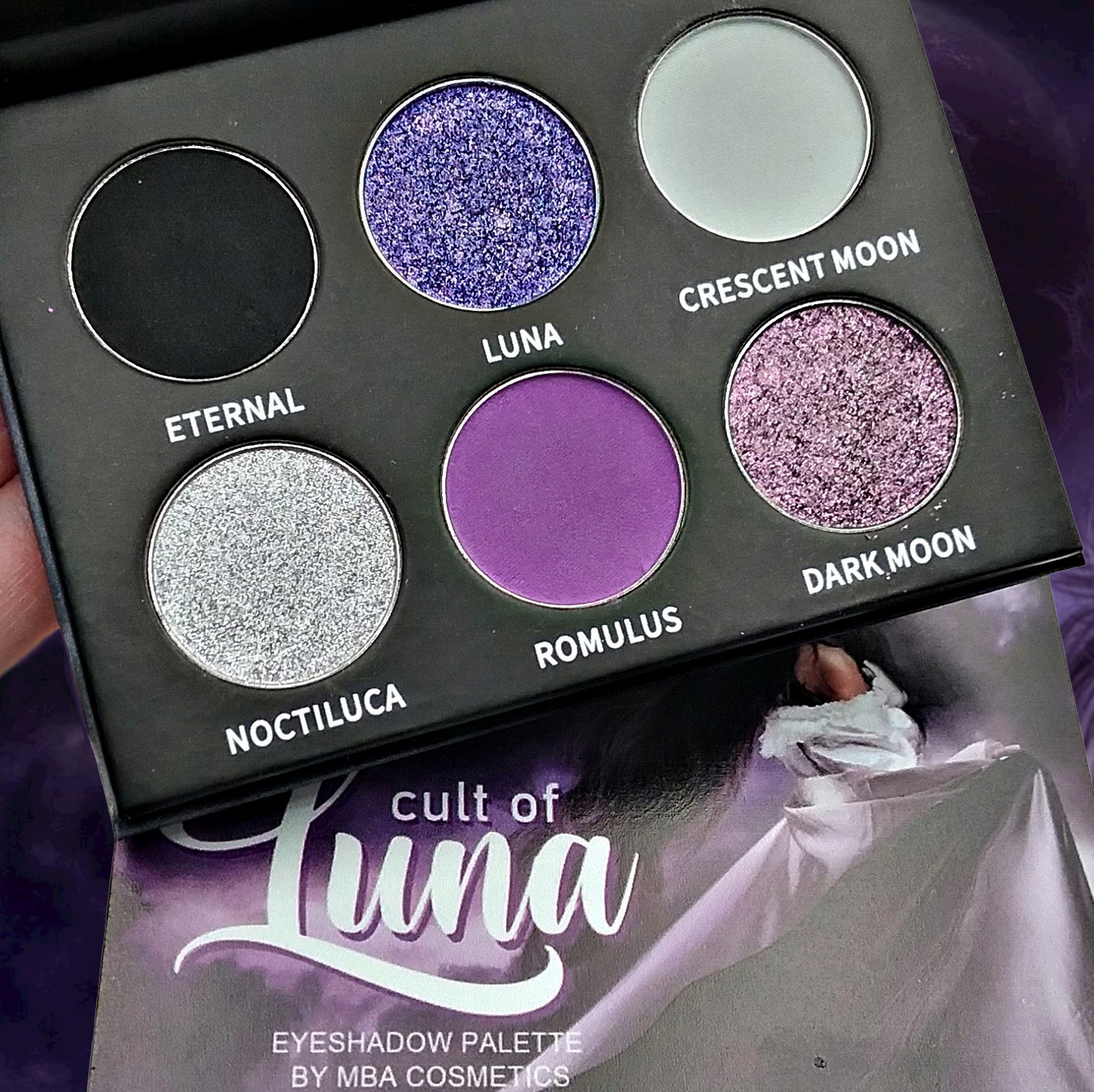 FREE with $100 Purchase-Cult Of Luna Eyeshadow Palette