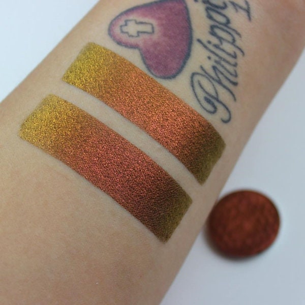 Salacious-Chromalust-Multi-Chrome Shifting Eyeshadow