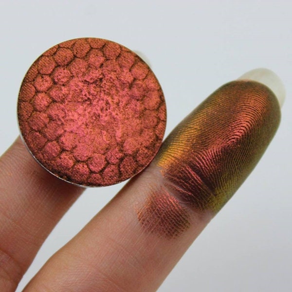 Salacious-Chromalust-Multi-Chrome Shifting Eyeshadow