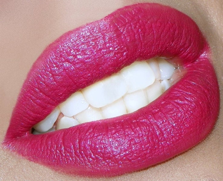 Bright Coral Pink Color Rich Lipstick-Rumors