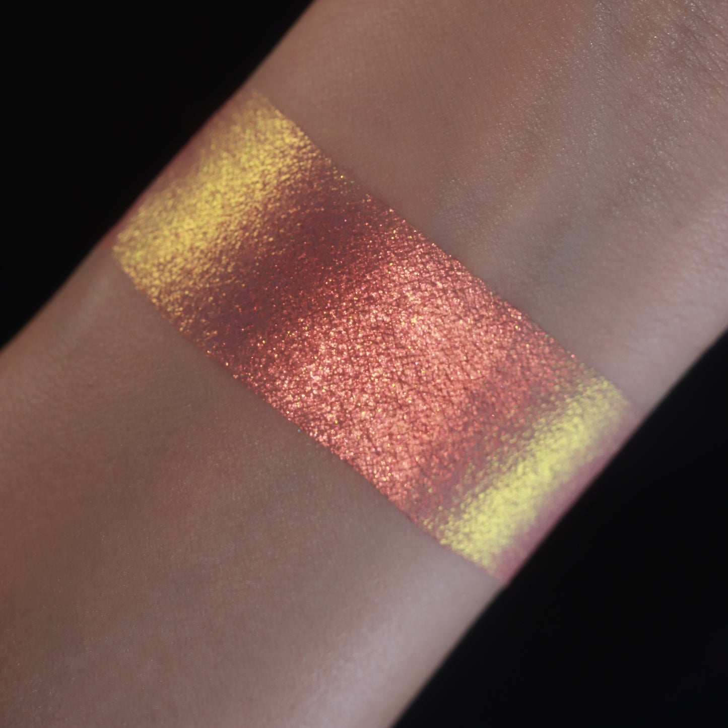 Chasing Sunsets-Multichrome Eyeshadow