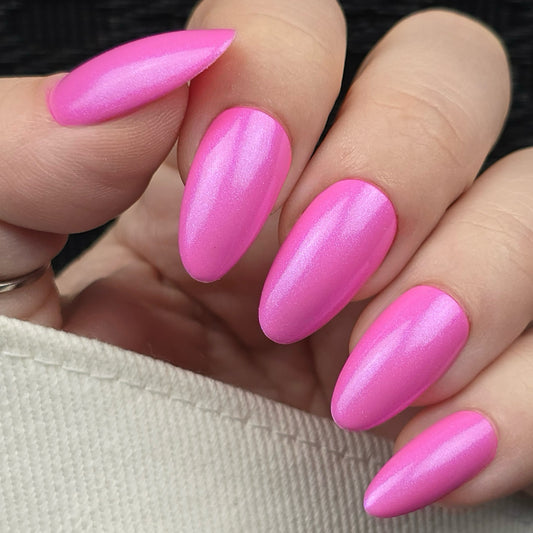 Dreamy Shimmer Nail Polish