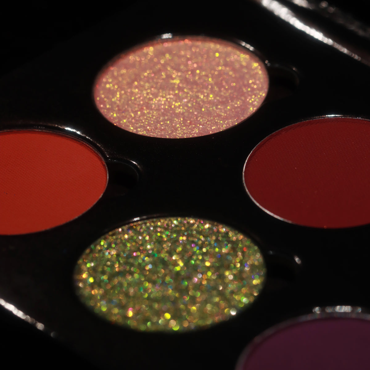 11/1 Midnight Orchard-Holochrome/Matte Eyeshadow Collection