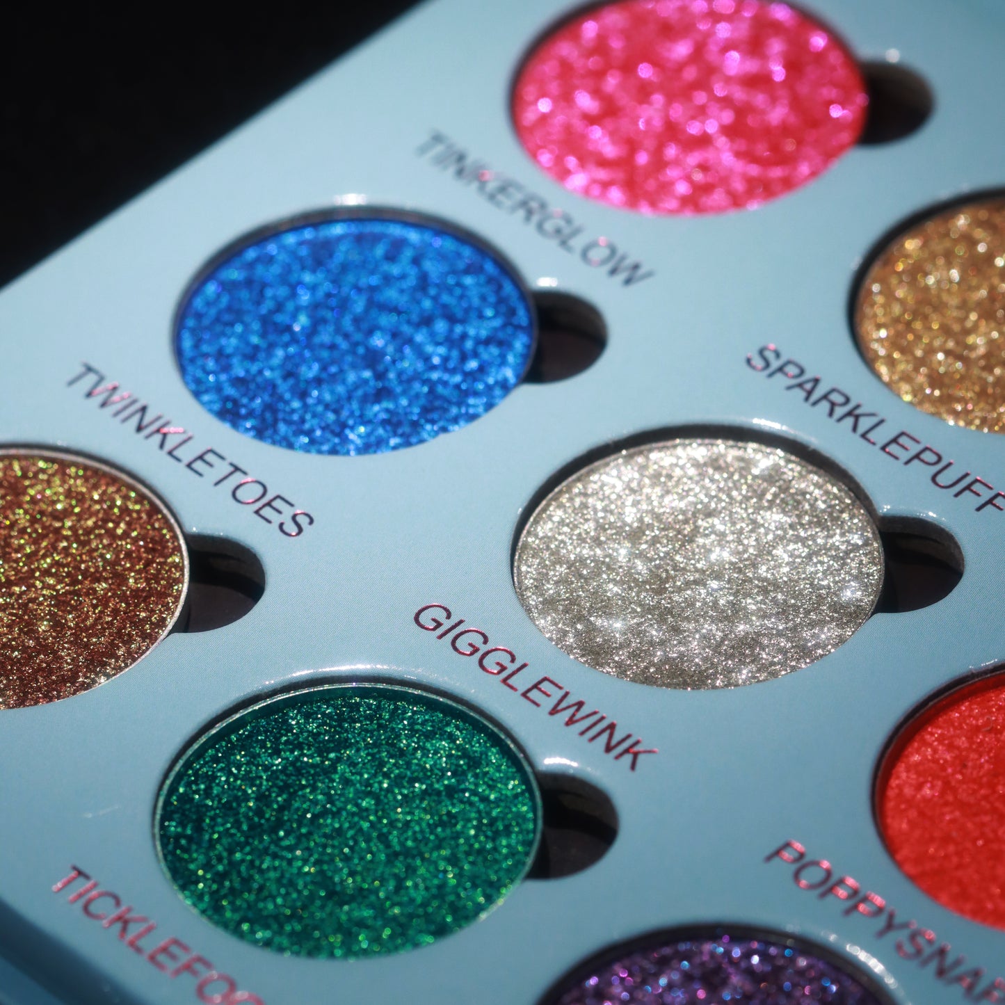 Naughty & I Gnome It-Duochrome Eyeshadow Palette