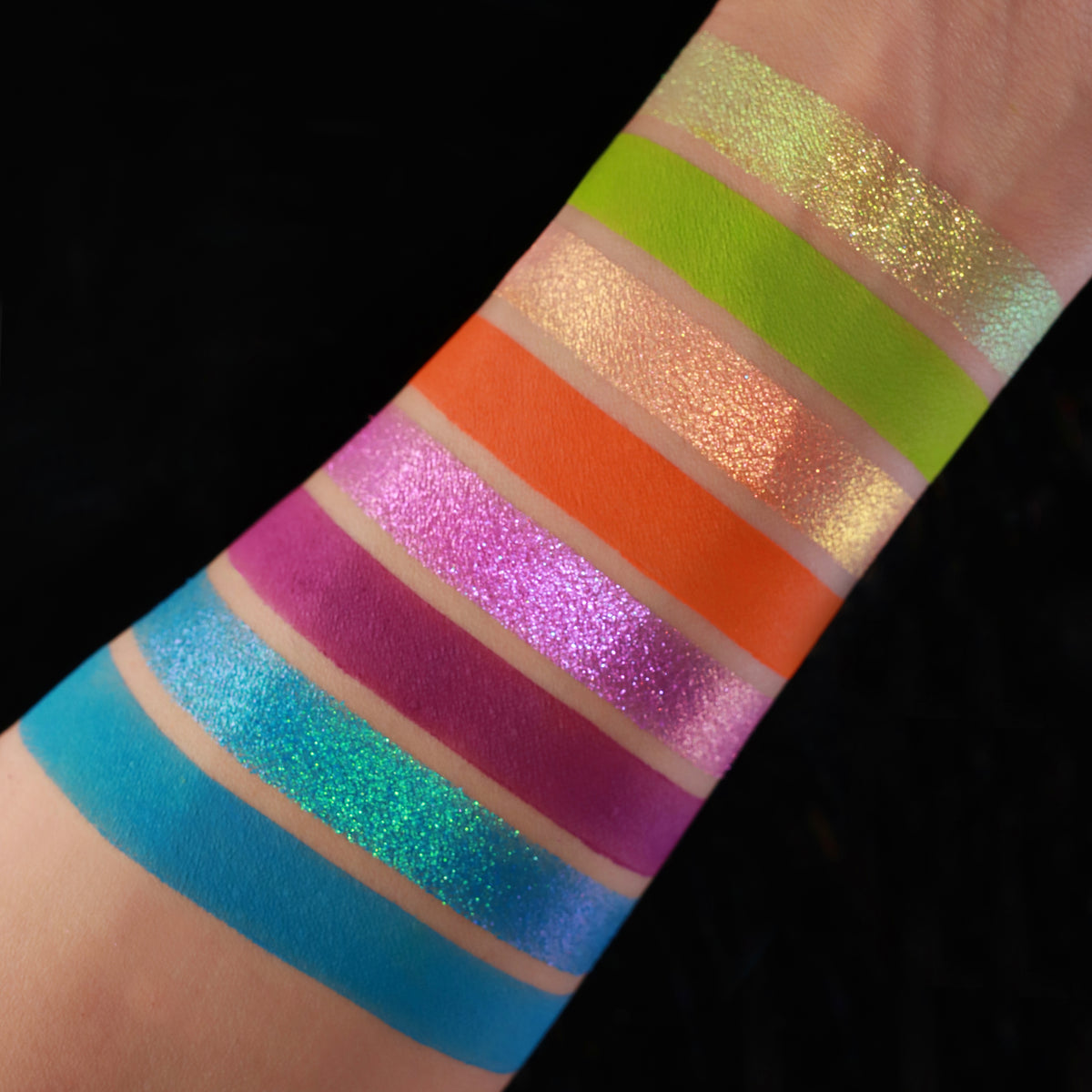 Retro Pop Revival-Eyeshadow Collection