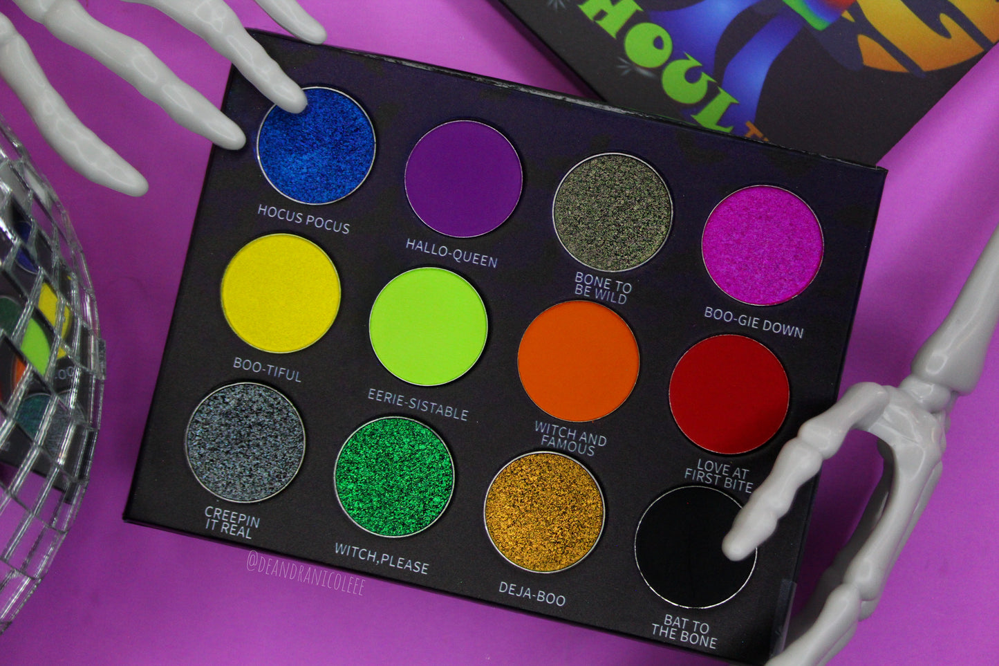 Shake Your Ghoul Thing- Eyeshadow Palette