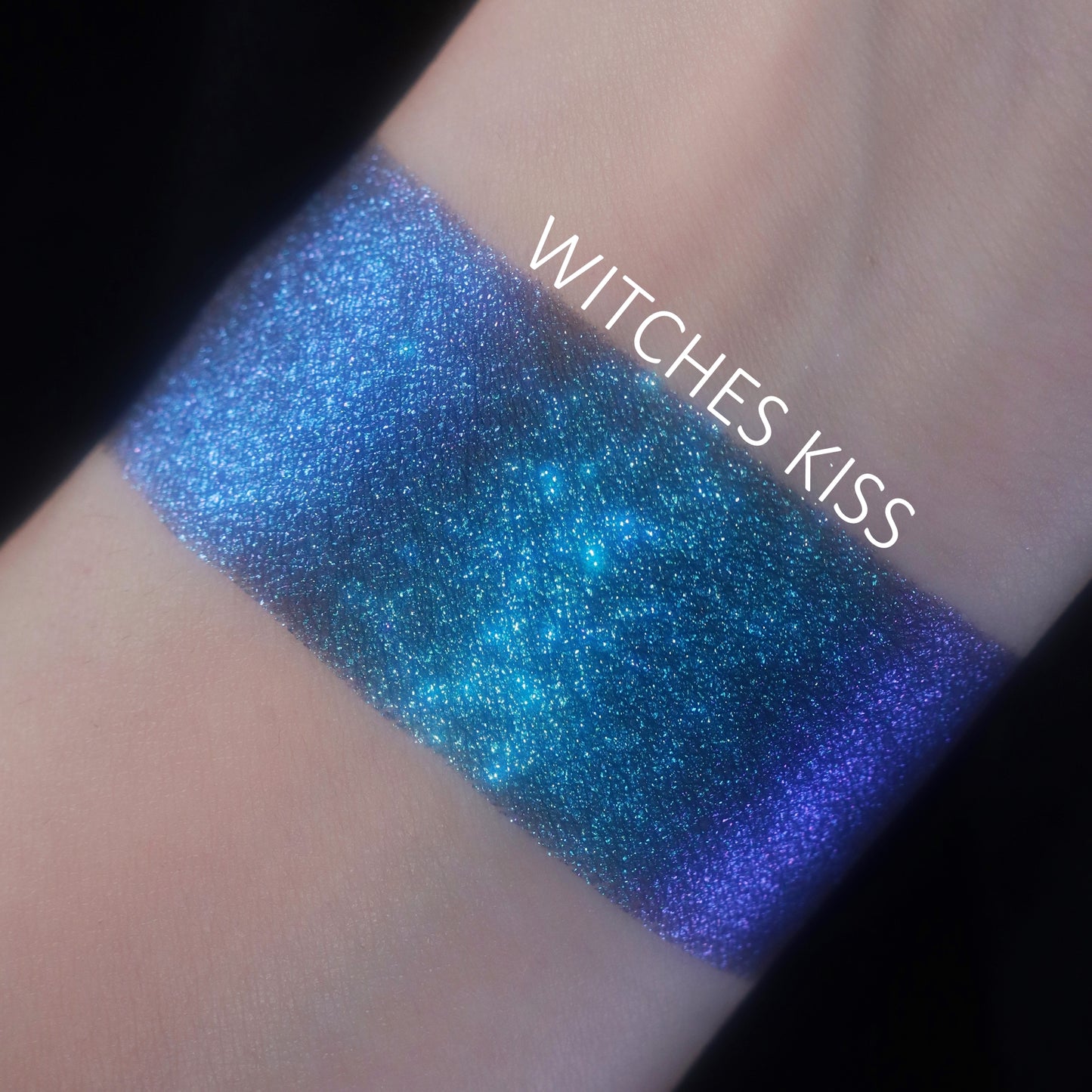 Witches Kiss-Duochrome Eyeshadow