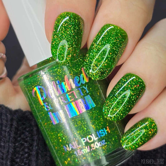 Holotastic-Holographic-Nail Polish