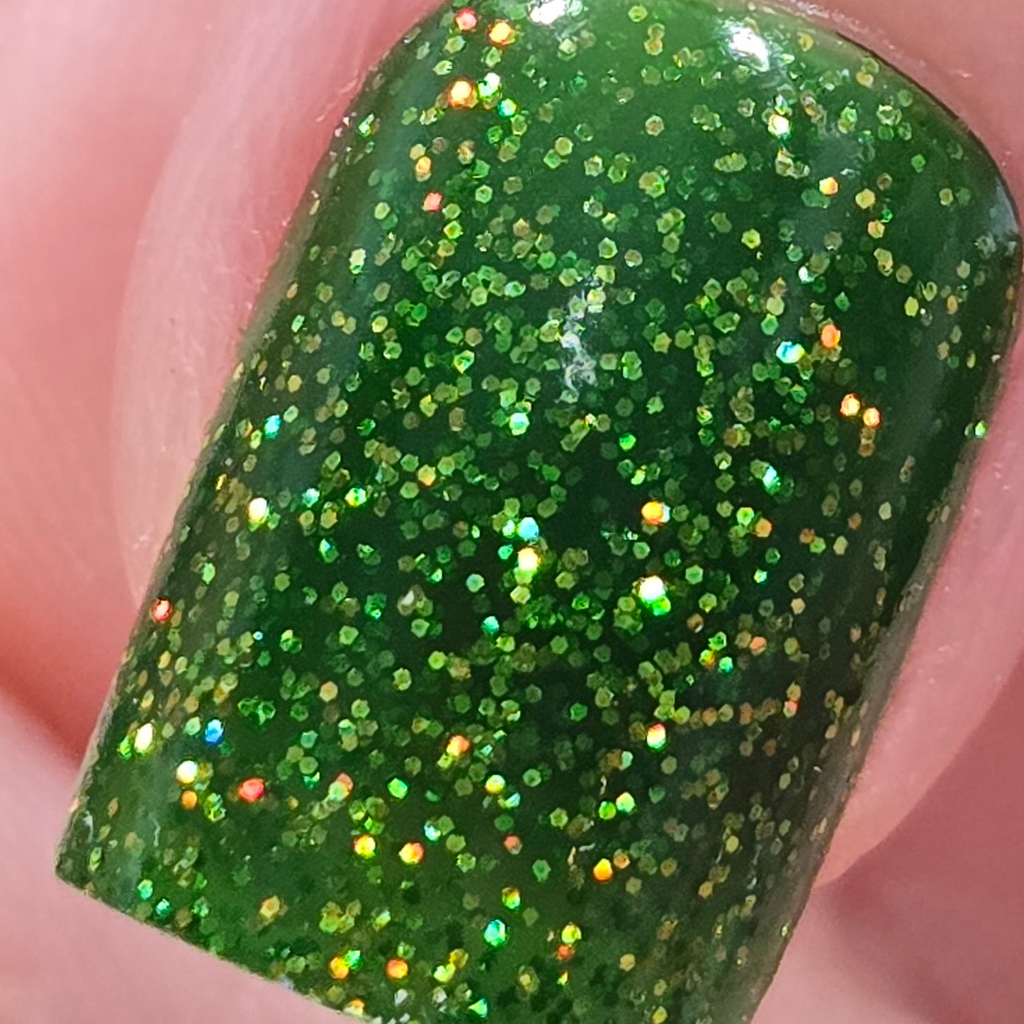 Holotastic-Holographic-Nail Polish