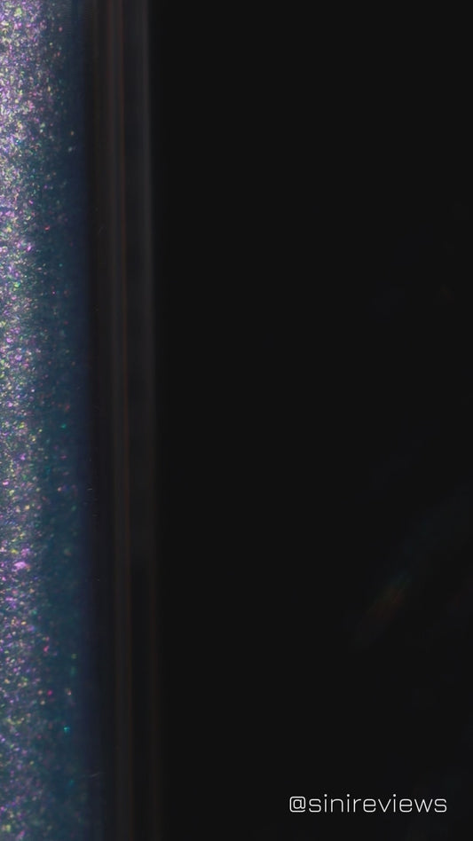 Starry Eyes Duochrome & Multichrome Mascara Collection
