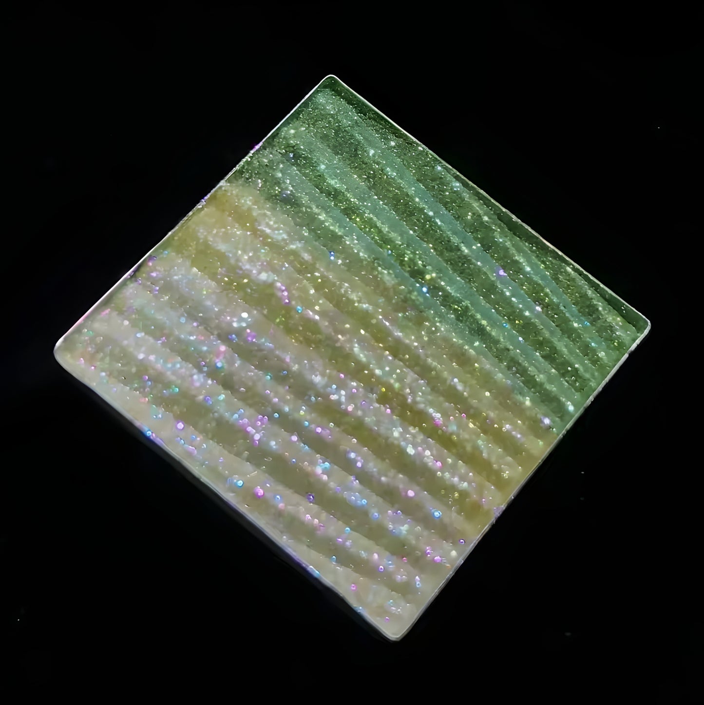 Crystal Prism-Iridescent Multichrome Eyeshadow