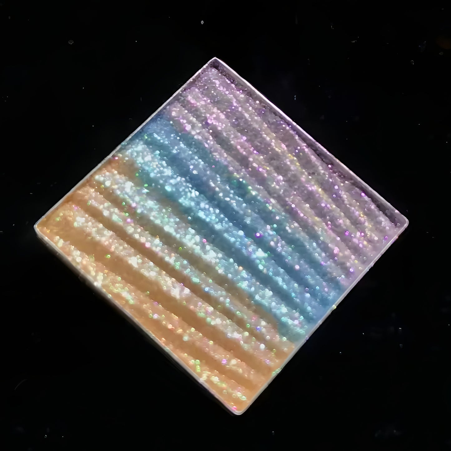 Rainbow Prism-Iridescent Multichrome Eyeshadow