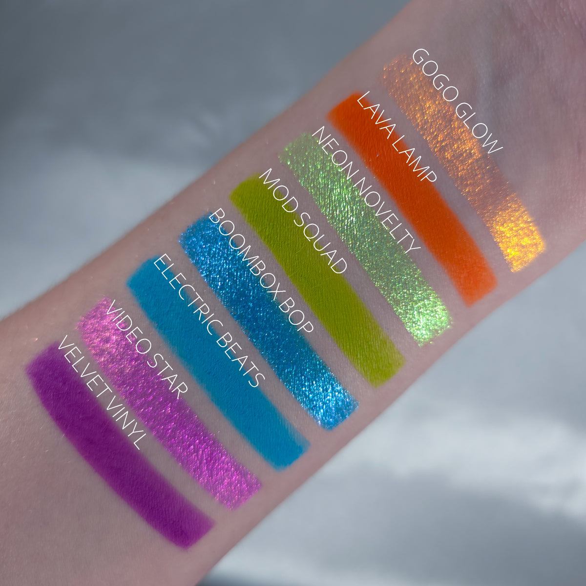 Retro Pop Revival-Eyeshadow Collection