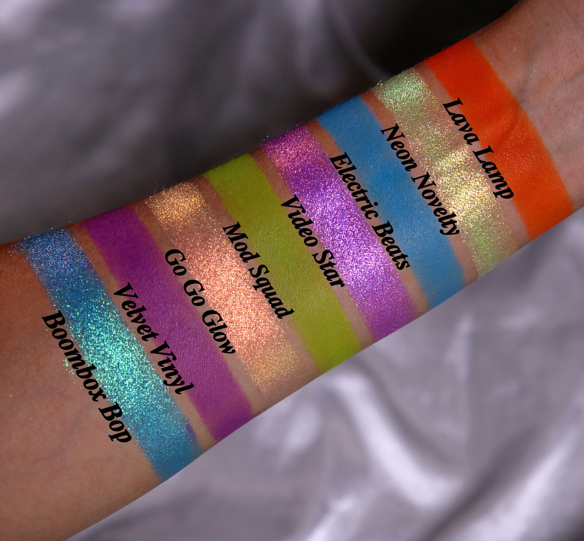 Retro Pop Revival-Eyeshadow Collection