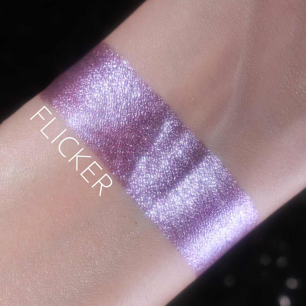 Flicker-Sparkle Metallic Eyeshadow