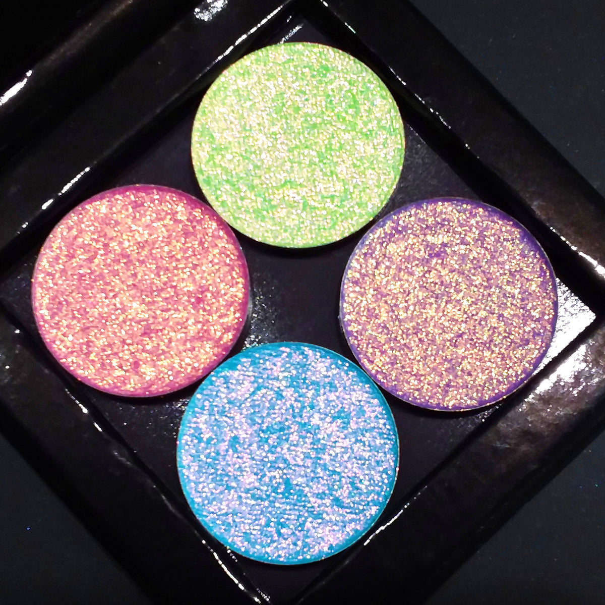 Sugar Buzz Quad-Multichrome Eyeshadows