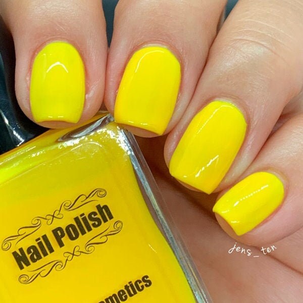 Canary Sun Neon Nail Polish-Large 15ml Bottle – MBA Cosmetics | Nagellacke