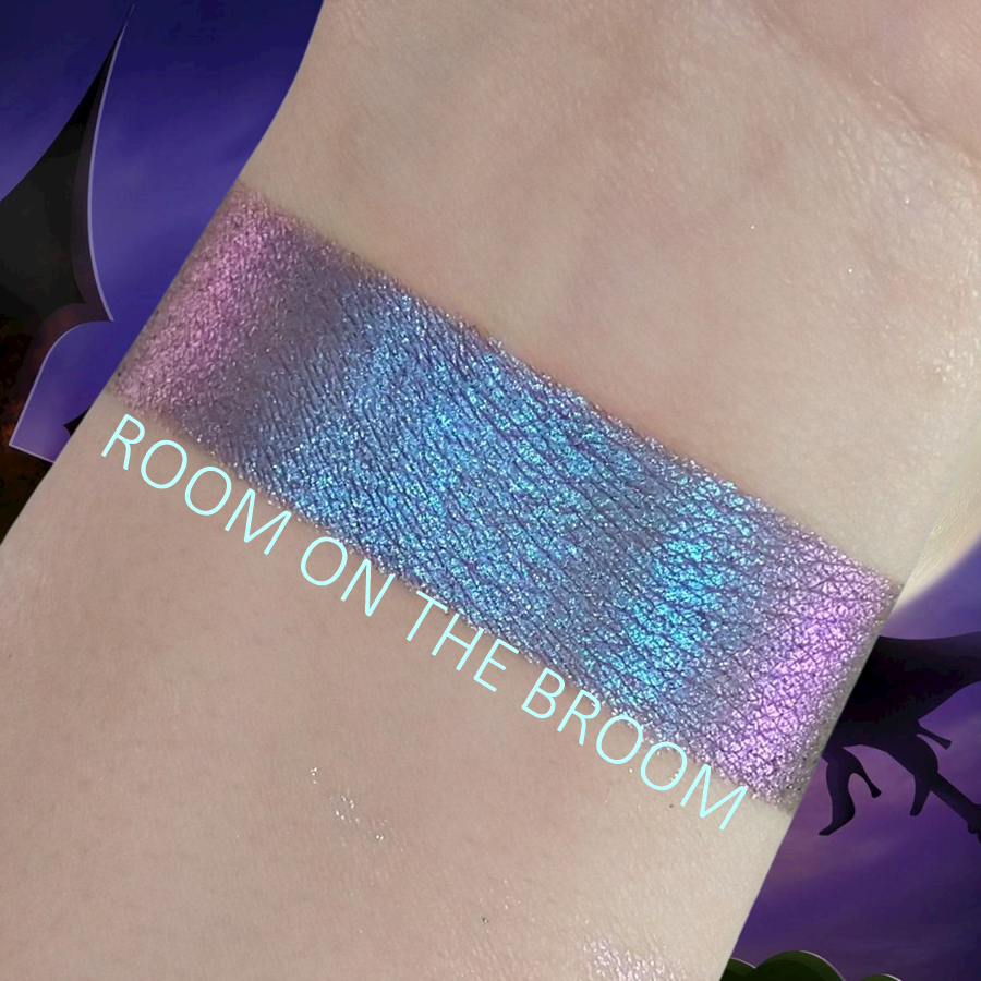 Room On The Broom-Duo-Chrome Shifting Eyeshadow